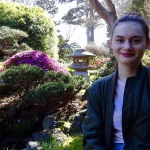 Meet your Posher, Charlène